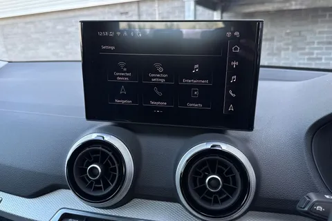 DX26TZC Audi Q2 Sport 30 TFSI  116 PS 6-speed Thumbnail #39