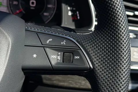 Audi Q7 3.0 TDI V6 Black Edition Tiptronic quattro Euro 6 (s/s) 5dr Thumbnail #38