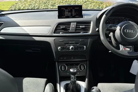 FA18XTE Audi Q3 2.0 TDI S line Edition Euro 6 (s/s) 5dr Thumbnail #39