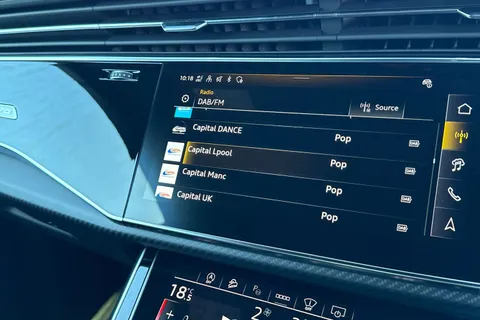  Audi RS Q8 4.0 TFSI V8 Performance Carbon Vorsprung Tiptronic quattro Euro 6 (s/s) 5dr Thumbnail #39