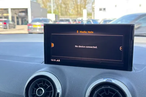 DA23MGO Audi Q2 Sport 30 TFSI  110 PS 6-speed Thumbnail #40