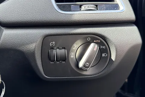 FA18XTE Audi Q3 2.0 TDI S line Edition Euro 6 (s/s) 5dr Thumbnail #40