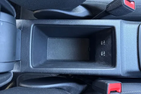 PJ24NJF Audi Q2 Sport 30 TFSI  116 PS 6-speed Thumbnail #42