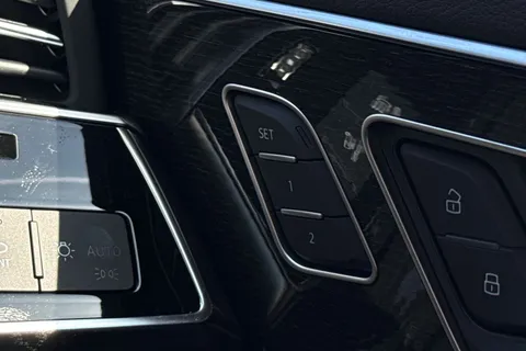 Audi Q7 3.0 TDI V6 Black Edition Tiptronic quattro Euro 6 (s/s) 5dr Thumbnail #40