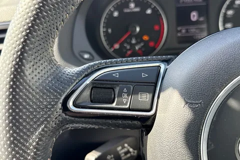 FA18XTE Audi Q3 2.0 TDI S line Edition Euro 6 (s/s) 5dr Thumbnail #41