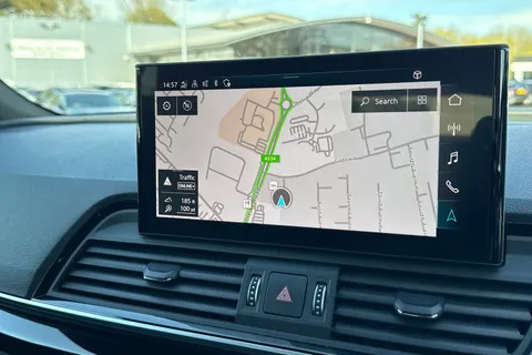 MH73UHU Audi Q5 Black Edition 50 TFSI e quattro 299 PS S tronic Thumbnail #42