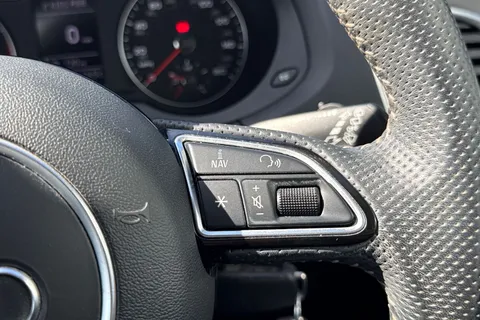 FA18XTE Audi Q3 2.0 TDI S line Edition Euro 6 (s/s) 5dr Thumbnail #42