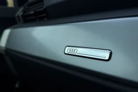 PN72LHA Audi Q3 Sport 35 TDI  150 PS S tronic Thumbnail #44