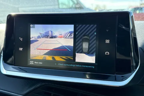 43 of 53 for PEUGEOT e-208 50kWh Allure Premium Auto 5dr