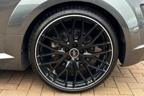 BG22RBY Audi TT Coup- Black Edition 40 TFSI  197 PS S tronic Thumbnail #12