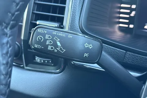 CK72YKN Škoda Karoq 1.5 TSI ACT SE L Euro 6 (s/s) 5dr Thumbnail #44