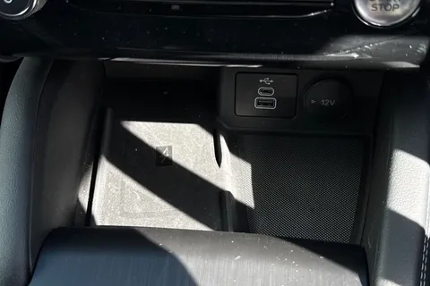 EO25RNA Ford Kuga 2.5 Duratec 14.4kWh Active CVT Euro 6 (s/s) 5dr Thumbnail #44