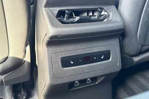 KN25YLB Audi Q6 E-Tron Q6 SUV Edition 1 e-tron quattro 285,00 kW Thumbnail #46