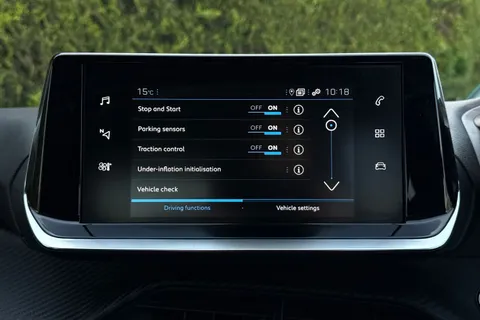 MT73FFA PEUGEOT 208 1.2 PureTech Allure Premium + Euro 6 (s/s) 5dr Thumbnail #44