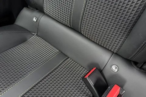 DC22HUZ PEUGEOT 2008 1.2 PureTech GT EAT Euro 6 (s/s) 5dr Thumbnail #33