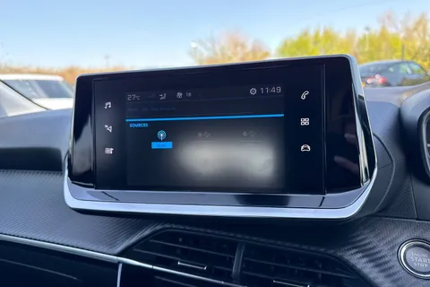 46 of 65 for PEUGEOT 208 1.2 PureTech Allure Euro 6 (s/s) 5dr