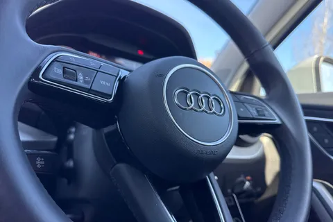 PJ24NJF Audi Q2 Sport 30 TFSI  116 PS 6-speed Thumbnail #47