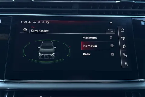 LP23NPE Audi Q7 MY23.5 S line 45 TDI quattro 231 PS tiptronic Thumbnail #46