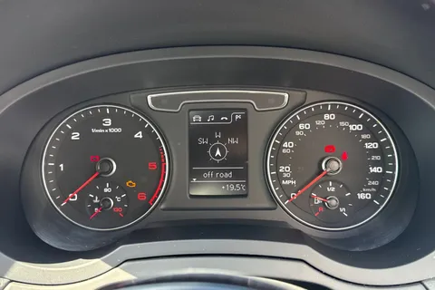 FA18XTE Audi Q3 2.0 TDI S line Edition Euro 6 (s/s) 5dr Thumbnail #46