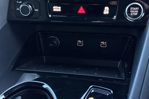 DV75SVJ Audi Q5 SUV S line TDI quattro 204 PS S tronic Thumbnail #47