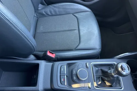 DO69LVG Audi Q2 Black Edition 35 TFSI  150 PS 6-speed Thumbnail #47