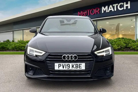 PV19KBE Audi A4 2.0 TFSI 35 Black Edition S Tronic Euro 6 (s/s) 4dr Thumbnail #7