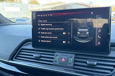 MH73UHU Audi Q5 Black Edition 50 TFSI e quattro 299 PS S tronic Thumbnail #48