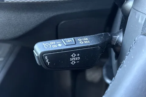 PJ24NJF Audi Q2 Sport 30 TFSI  116 PS 6-speed Thumbnail #50