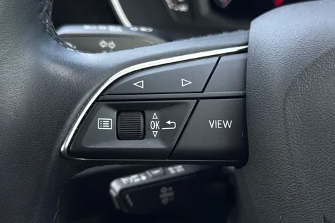 PN72LHA Audi Q3 Sport 35 TDI  150 PS S tronic Thumbnail #50