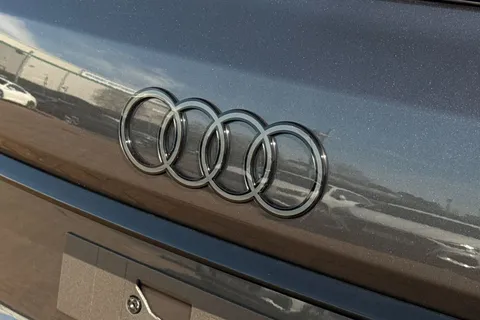 Audi Q7 3.0 TDI V6 Black Edition Tiptronic quattro Euro 6 (s/s) 5dr Thumbnail #48
