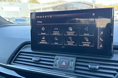 MH73UHU Audi Q5 Black Edition 50 TFSI e quattro 299 PS S tronic Thumbnail #50