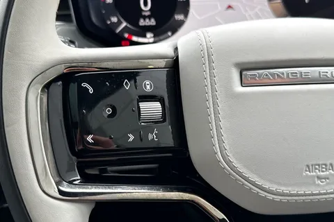 DP25CZE Land Rover Range Rover Sport 3.0 D300 Dynamic SE 5dr Thumbnail #32