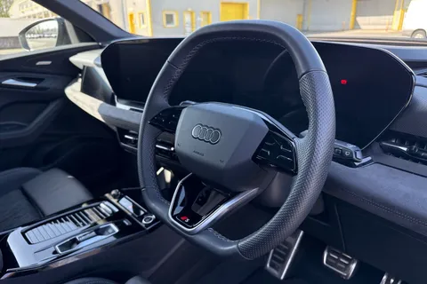 KN25YLB Audi Q6 E-Tron Q6 SUV Edition 1 e-tron quattro 285,00 kW Thumbnail #52