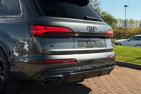 Audi Q7 3.0 TDI V6 Black Edition Tiptronic quattro Euro 6 (s/s) 5dr Thumbnail #51