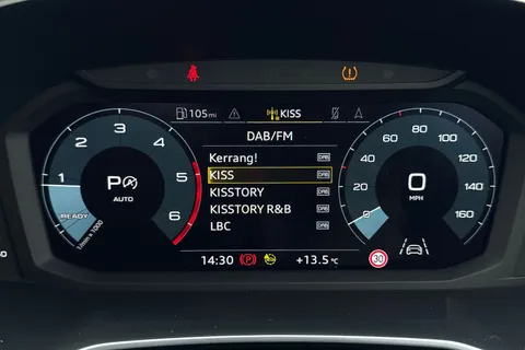 PN72LHA Audi Q3 Sport 35 TDI  150 PS S tronic Thumbnail #54
