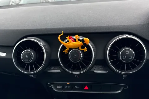 BG22RBY Audi TT Coup- Black Edition 40 TFSI  197 PS S tronic Thumbnail #22