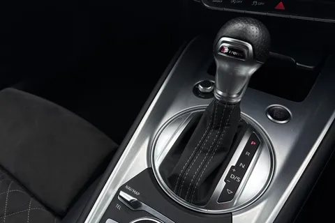 BG22RBY Audi TT Coup- Black Edition 40 TFSI  197 PS S tronic Thumbnail #23