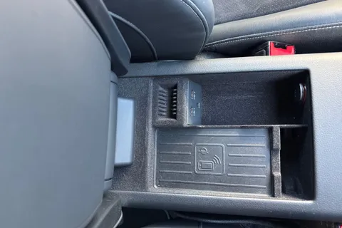 53 of 64 for Audi A6 Saloon 2.0 TDI S line S Tronic quattro Euro 6 (s/s) 4dr