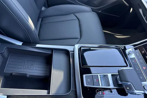 Audi Q7 3.0 TDI V6 Black Edition Tiptronic quattro Euro 6 (s/s) 5dr Thumbnail #54