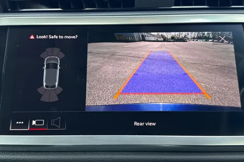 PN72LHA Audi Q3 Sport 35 TDI  150 PS S tronic Thumbnail #57