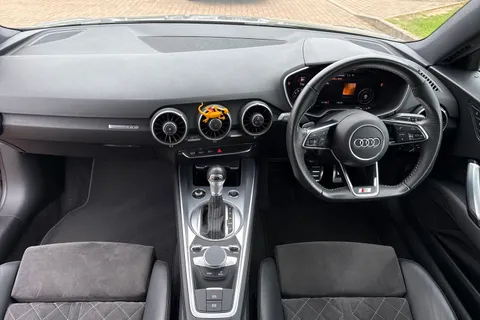 BG22RBY Audi TT Coup- Black Edition 40 TFSI  197 PS S tronic Thumbnail #25