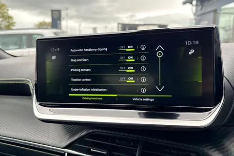 DC22HUZ PEUGEOT 2008 1.2 PureTech GT EAT Euro 6 (s/s) 5dr Thumbnail #44