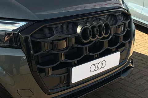 Audi Q7 3.0 TDI V6 Black Edition Tiptronic quattro Euro 6 (s/s) 5dr Thumbnail #56