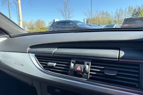 56 of 64 for Audi A6 Saloon 2.0 TDI S line S Tronic quattro Euro 6 (s/s) 4dr