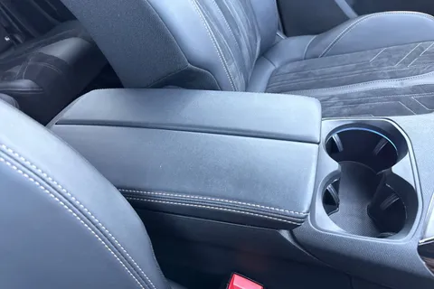 AE71ZZP PEUGEOT 5008 1.2 PureTech GT Premium EAT Euro 6 (s/s) 5dr Thumbnail #60