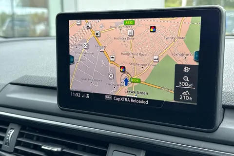 PV19KBE Audi A4 2.0 TFSI 35 Black Edition S Tronic Euro 6 (s/s) 4dr Thumbnail #18