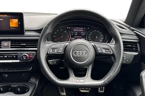 PV19KBE Audi A4 2.0 TFSI 35 Black Edition S Tronic Euro 6 (s/s) 4dr Thumbnail #19