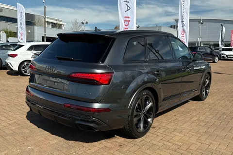 Audi Q7 3.0 TDI V6 Black Edition Tiptronic quattro Euro 6 (s/s) 5dr Thumbnail #59