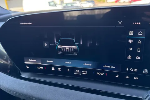 KN25YLB Audi Q6 E-Tron Q6 SUV Edition 1 e-tron quattro 285,00 kW Thumbnail #62