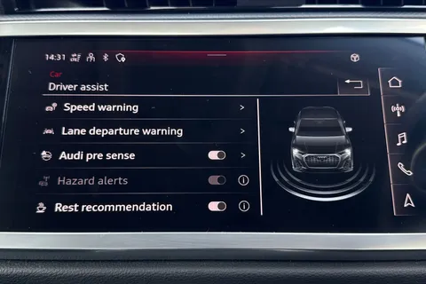 PN72LHA Audi Q3 Sport 35 TDI  150 PS S tronic Thumbnail #62